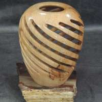 Larry-Linford-Spiral-Vase-Sycamore