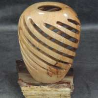 Larry-Linford-Spiral-Vase-Sycamore